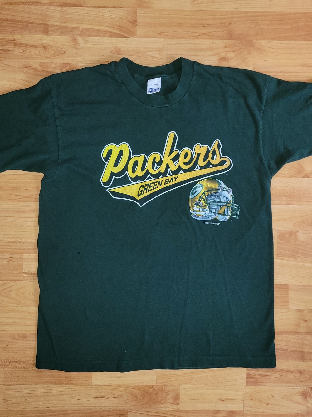 Vintage 1995 Green Bay Packers NFL Salem Sportswear Green T-Shirt, Large